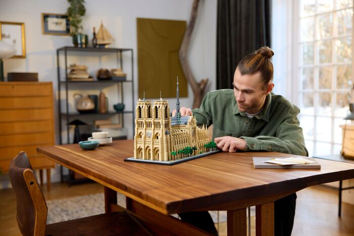 LEGO Architecture Notre-Dame de Paris 21061