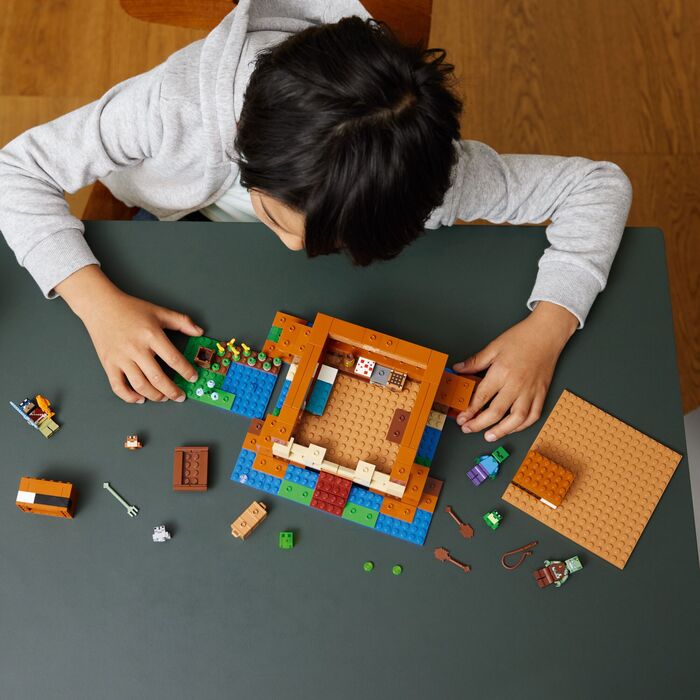 LEGO Minecraft Froskahúsið 21256