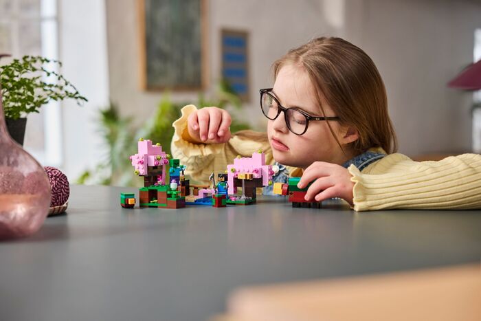 LEGO Minecraft Kirsuberjagarðurinn 21260