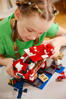 LEGO Minecraft Húsið á sveppaeyjunni 21270