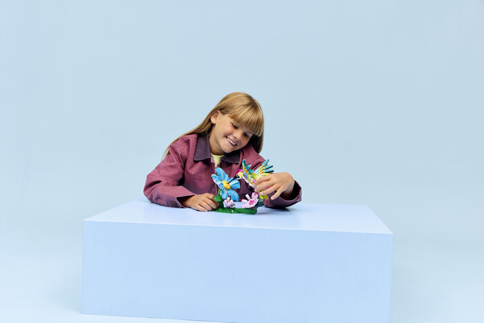 LEGO Creator litríkur kólíbrífugl 31384