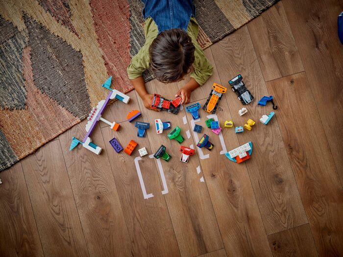 LEGO DUPLO F1 kappakstursbílar og bílstjórar 10445