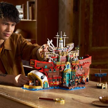 LEGO One Piece The Baratie Floating Restaurant 75640
