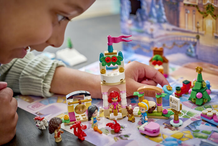 LEGO Disney Princess jóladagatal 2026 43298