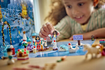 LEGO Friends jóladagatal 2026 42698