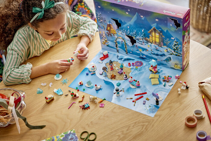 LEGO Friends jóladagatal 2026 42698