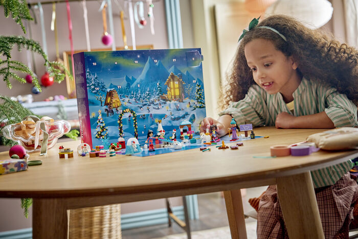 LEGO Friends jóladagatal 2026 42698