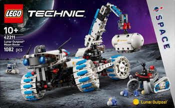 LEGO Technic Lunar Outpost 42211