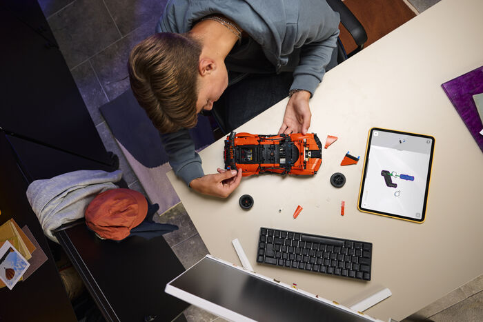 LEGO Technic Bugatti Chiron Pur Sport bíll 42222