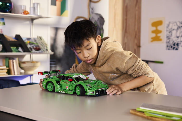 LEGO Technic Porsche 911 GT3 R REXY AO sportbíll 42224