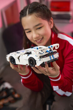 LEGO Technic: Dodge Viper GTS-R kappakstursbíll 42234