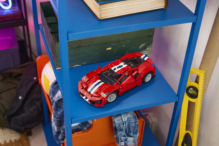 LEGO Technic: Ferrari 488 Pista kappakstursbíll 42235