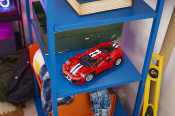 LEGO Technic: Ferrari 488 Pista kappakstursbíll 42235