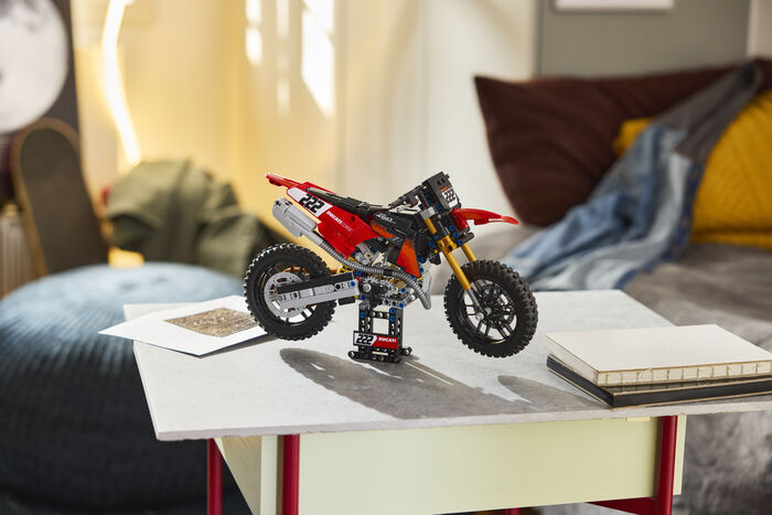 LEGO Technic Ducati Desmo450 MX Factory mótorhjól 42238