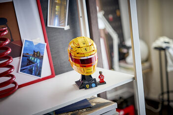 LEGO Editions Ferrari Lewis Hamilton hjálmur 43022
