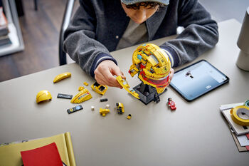 LEGO Editions Ferrari Lewis Hamilton hjálmur 43022