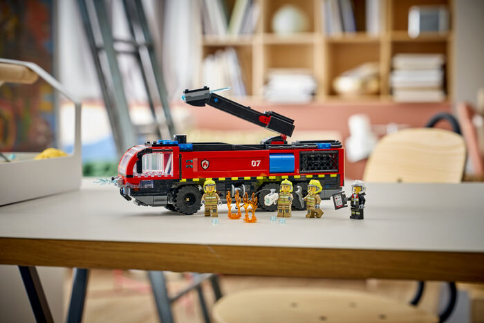 LEGO City Flugvallarslökkviliðsbíll - 60499