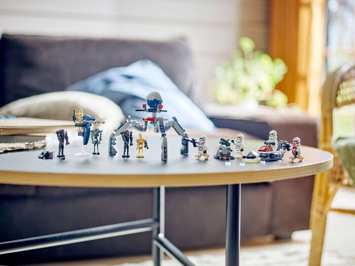 Product image not available for LEGO Star Wars Orrustupakki 75372