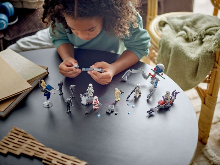 Product image not available for LEGO Star Wars Orrustupakki 75372