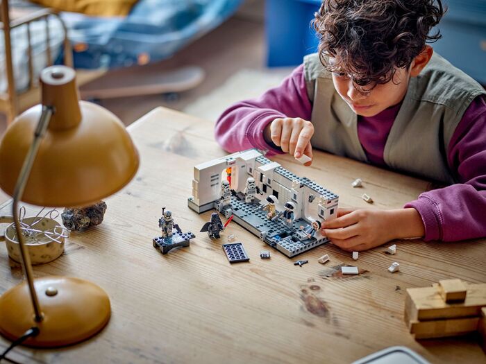 Product image not available for LEGO Star Wars innrásin í Tantive IV 75387