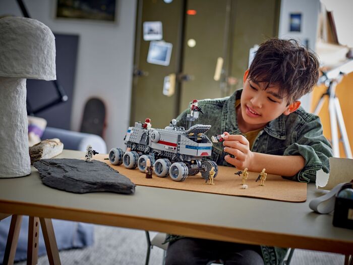 LEGO Star Wars Republic Juggernaut 75413