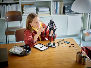 LEGO Star Wars K-2SO Security Droid 75434