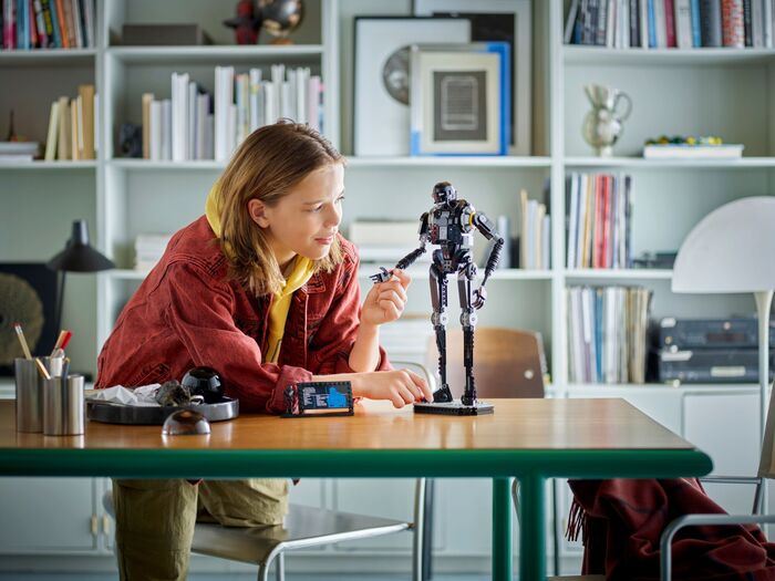 LEGO Star Wars K-2SO Security Droid 75434