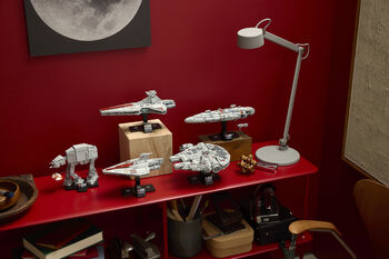 LEGO Star Wars Venator-Class Attack Cruiser 75441