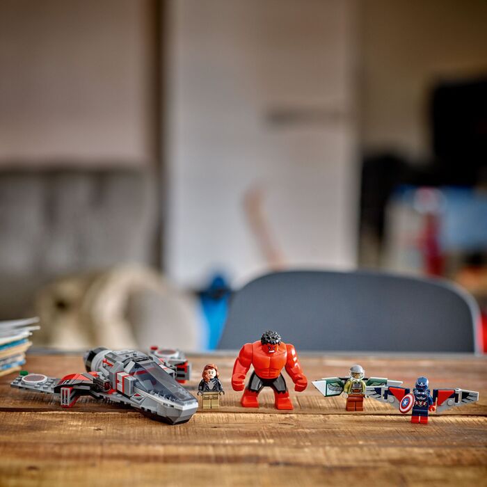 LEGO Marvel Captain America og Red Hulk 76292