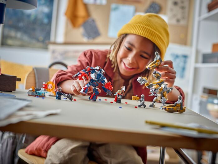 LEGO Marvel Endgame Thor vs Chitauri 76322