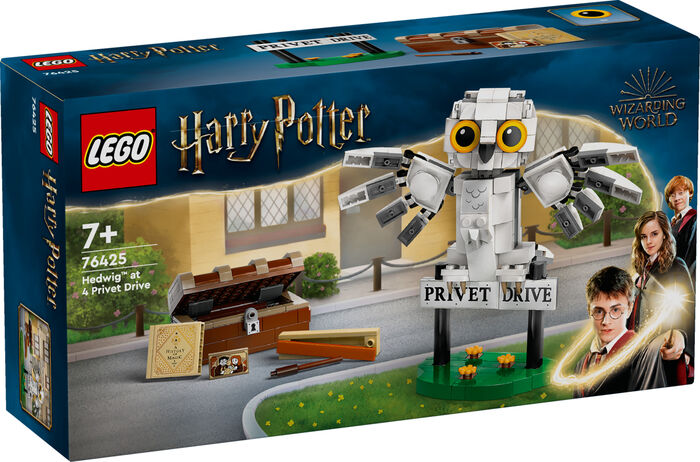 Product image not available for LEGO Harry Potter Hedwig 76425