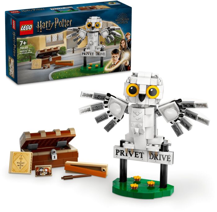 Product image not available for LEGO Harry Potter Hedwig 76425