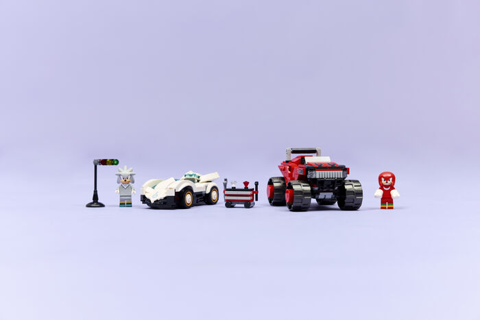 LEGO Sonic Silver á móti Knuckles í bílum 77118