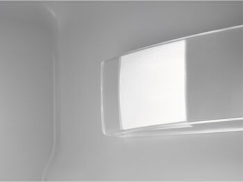 Electrolux kæli- og frystiskápur LNT3LE3W1R - Hvítur