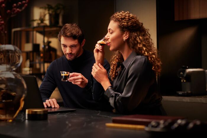 L'OR Barista Original Latte hylkjakaffivél - Svört