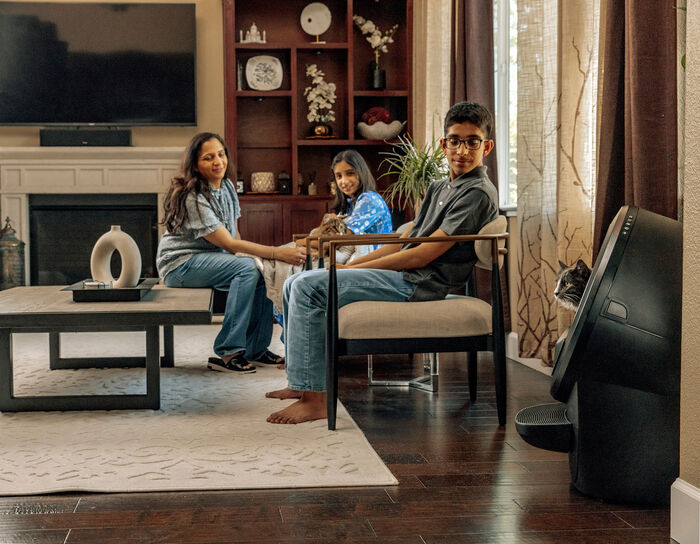 Litter-Robot 4 sjálfvirkt kattaklósett - Svart