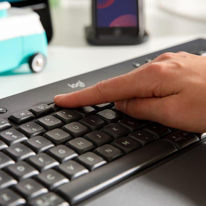 Logitech Signature K650 þráðlaust lyklaborð - Svart