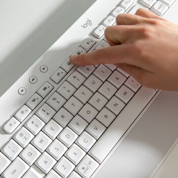 Logitech Signature K650 þráðlaust lyklaborð - Hvítt