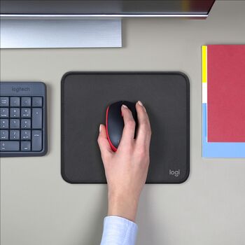 Logitech Studio Series M músarmotta - Svört