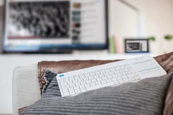 Logitech K400 PLUS þráðlaust lyklaborð - Hvítt