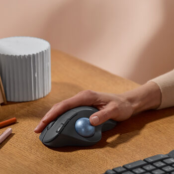Logitech Ergo M575S þráðlaus kúlumús - Svört