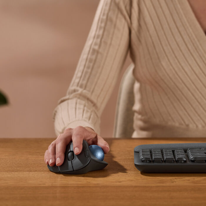 Logitech Ergo M575S þráðlaus kúlumús - Svört
