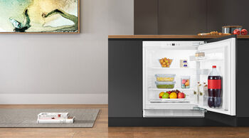 Logik kæliskápur til innbyggingar LUL82I24E