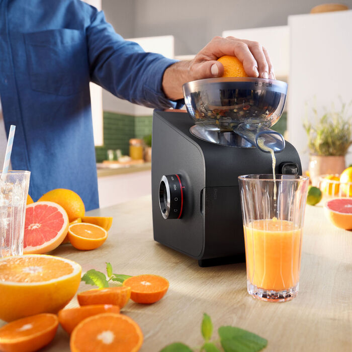 Bosch hakkavél 2100W - Svört