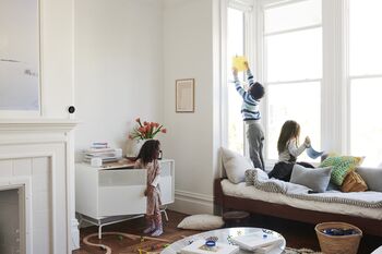 Google Nest netbeinir og 2 sendar