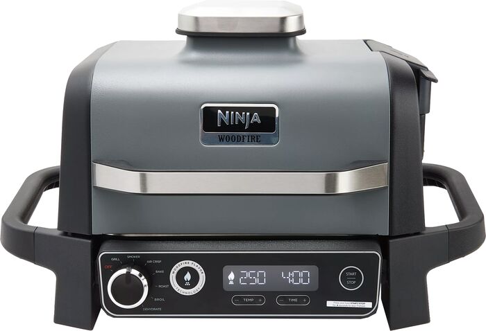 Ninja Woodfire rafmagnsgrill og reykofn