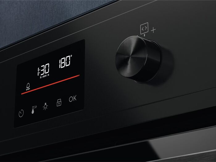 Electrolux 600 SurroundCook veggofn OOP807NB - Svartur