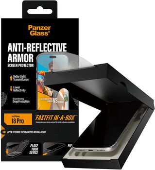 PanzerGlass iPhone 18 Pro Fastfit öryggisgler m. glampavörn