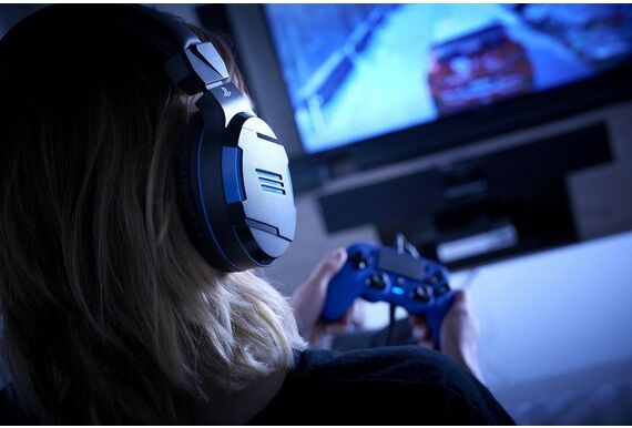 Bigben PS4 Official V3 Large heyrnartól