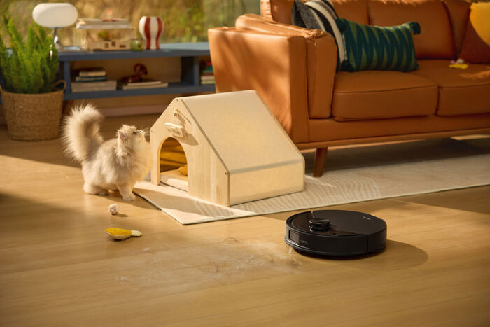 Roborock Q10 VF+ ryksuguvélmenni - Svart